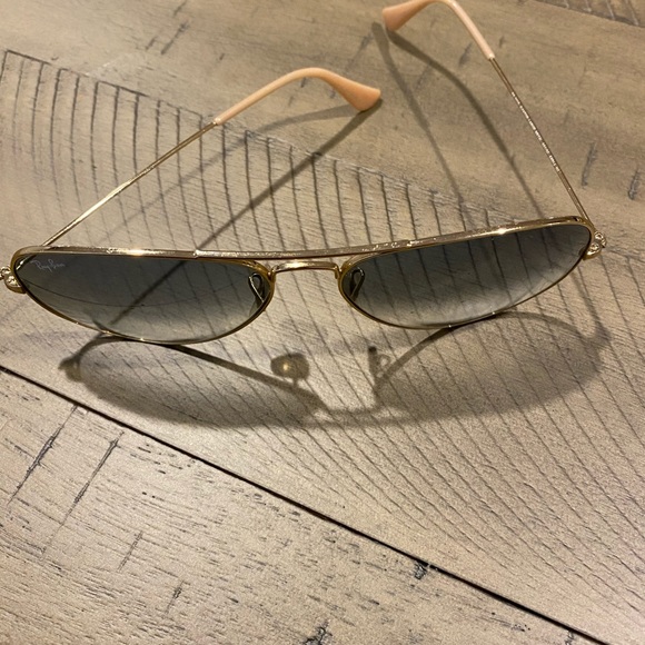 Ray Ban Gold/Blue Gradient Aviators - Picture 3 of 6